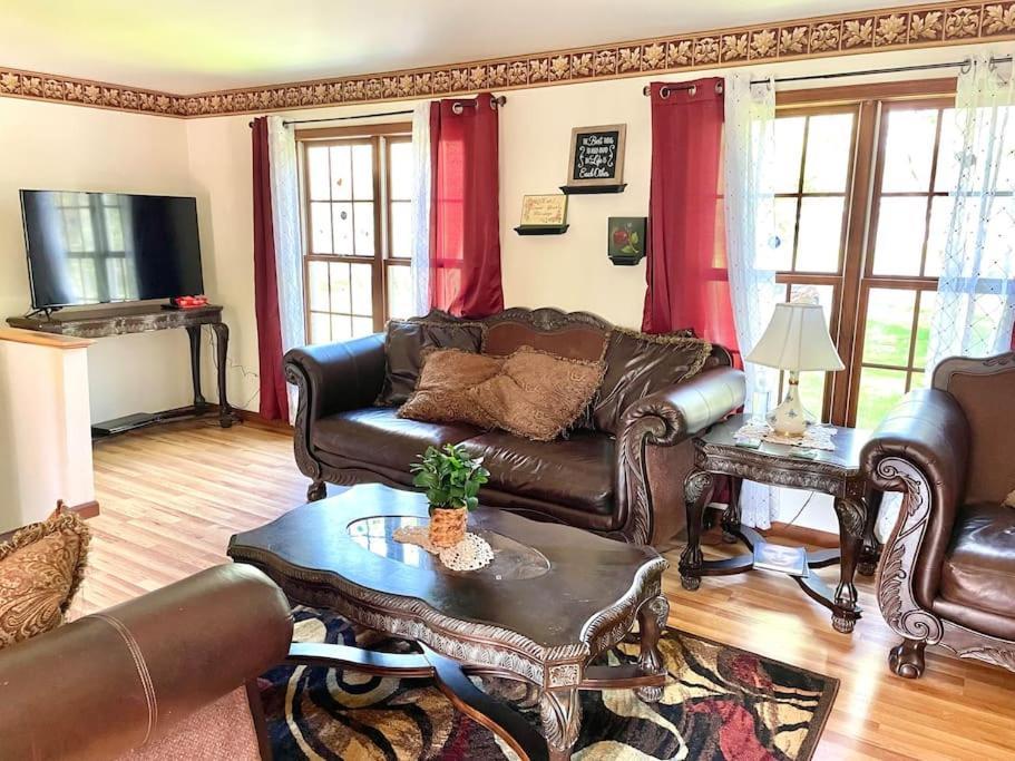 Cheerful Pocono Home Away From Home Albrightsville Exterior foto